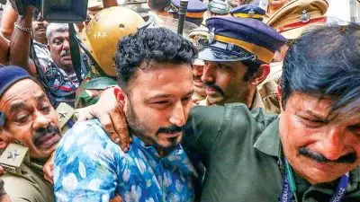 രാഹുൽ മാങ്കൂട്ടത്തിലിനെതിരായ മൂന്നാം ബലാത്സംഗക്കേസ്; അതിജീവിതയുടെ മൊഴിയെടുത്തതിൻ്റെ വീഡിയോ കോടതിയിൽ ഹാജരാക്കി, ജാമ്യാപേക്ഷയിൽ വിധി നാളെ