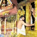 ശബരിമലയില്‍ നടന്നത് വന്‍കൊള്ള, ശ്രീകോവിലിലെ പ്രഭാമണ്ഡലത്തിലെ സ്വര്‍ണവും കൊള്ളയടിച്ചു; ശിവ- വ്യാളീ രൂപങ്ങളിലെ സ്വര്‍ണവും കവര്‍ന്നുവെന്ന് കണ്ടെത്തി എസ്‌ഐടി; സ്മാര്‍ട്ട് ക്രിയേഷന്‍സില്‍ സ്വര്‍ണം വേര്‍തിരിച്ചുവെന്നും കോടതിയ്ക്ക് നല്‍കിയ റിപ്പോര്‍ട്ടില്‍