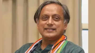 'കഴിഞ്ഞ കാര്യങ്ങളെ കുറിച്ച് സംസാരിച്ചിട്ട് കാര്യമില്ല, കോണ്‍ഗ്രസില്‍ ഉറച്ചുനില്‍ക്കും'; രാഷ്ട്രീയമേതായാലും രാഷ്ട്രം നന്നായാല്‍ മതിയെന്ന് ശശി തരൂർ