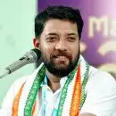 ദേശീയപാത ഉപരോധം; ഷാഫി പറമ്പിലിന് 1000 രൂപ പിഴയും കോടതി പിരിയും വരെ തടവും ശിക്ഷ