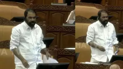 'സോണിയ ഗാന്ധിയെ അറസ്റ്റ് ചെയ്‌ത്‌ ചോദ്യം ചെയ്യണം, വീട് റെയ്ഡ് ചെയ്യണം... സോണിയയുടെ വീട്ടിൽ സ്വർണമുണ്ട്'; ശബരിമല സ്വർണക്കൊള്ളയിൽ നിയമസഭയിൽ മന്ത്രി വി ശിവൻകുട്ടി