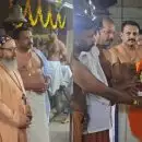 ക്ഷേത്രത്തില്‍ അഹിന്ദുക്കളുടെ പ്രവേശനം തടയുന്ന ചട്ടം കാലാനുസൃതമായി പരിഷ്‌കരിക്കണമെന്ന് ഹൈക്കോടതി; നിയമങ്ങള്‍ സാമൂഹിക ഐക്യം തകര്‍ക്കരുത്; പാര്‍ത്ഥസാരഥി ക്ഷേത്രത്തില്‍ ക്രിസ്ത്യന്‍ പുരോഹിതന്‍ പ്രവേശിച്ചതില്‍ നടപടി ആവശ്യപ്പെട്ട ഹര്‍ജി ഹൈക്കോടതി തള്ളി