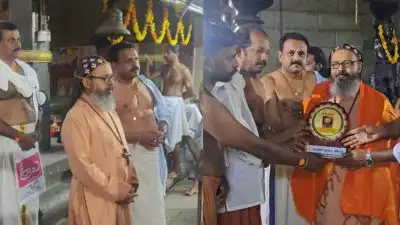 ക്ഷേത്രത്തില്‍ അഹിന്ദുക്കളുടെ പ്രവേശനം തടയുന്ന ചട്ടം കാലാനുസൃതമായി പരിഷ്‌കരിക്കണമെന്ന് ഹൈക്കോടതി; നിയമങ്ങള്‍ സാമൂഹിക ഐക്യം തകര്‍ക്കരുത്; പാര്‍ത്ഥസാരഥി ക്ഷേത്രത്തില്‍ ക്രിസ്ത്യന്‍ പുരോഹിതന്‍ പ്രവേശിച്ചതില്‍ നടപടി ആവശ്യപ്പെട്ട ഹര്‍ജി ഹൈക്കോടതി തള്ളി