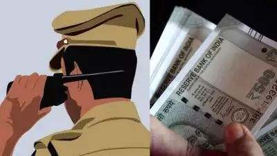 കൈക്കൂലി ആരോപണം: പൂവാർ സ്റ്റേഷനിലെ രണ്ട് എസ്ഐമാർക്ക് സ്ഥലംമാറ്റം; നടപടി വയർലസിലൂടെ അറിയിച്ച് എസ്പി