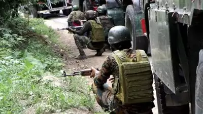 ജമ്മു കശ്മീരിലെ കിഷ്ത്വാറില്‍ ജെയ്‌ഷെ മുഹമ്മദ് കമാന്‍ഡറിനെ അടക്കം രണ്ട് ഭീകരരെ സുരക്ഷാസേന വധിച്ചു