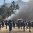 അന്‍പതോളം വീടുകള്‍ അഗ്നിക്കിരയായി, മണിപ്പൂരിൽ കനത്ത ജാഗ്രത; ഉഖ്‌റൂലില്‍ നിരോധനാജ്ഞ