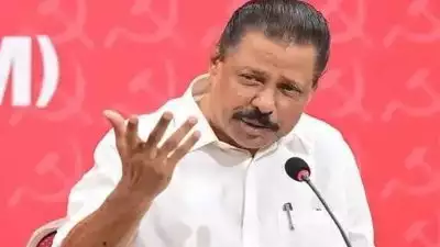 'തുടര്‍ച്ചയായി വീഴ്ചകളൊന്നും ഇല്ല, ഒന്നോ രണ്ടോ ഉണ്ടാകും'; ലക്ഷക്കണക്കിന് ഓപ്പറേഷന്‍ നടന്നിട്ടുണ്ടല്ലോ, അതൊന്നും കാണാതെ ഇത് മാത്രം പര്‍വതീകരിക്കേണ്ട ആവശ്യമില്ലെന്ന് എം വി ഗോവിന്ദന്‍