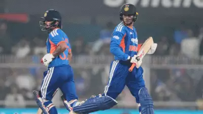 'ഇഷാൻ കിഷന് പൂജ്യങ്ങളുടെ ബാറ്റൺ അഭിഷേക് കൈമാറിയിരിക്കുകയാണ്'; പരിഹസിച്ച് മുൻ ഇന്ത്യൻ താരം