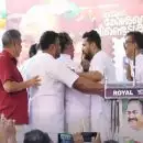 കുറ്റ്യാടിയില്‍ പുതുയുഗ യാത്രയിലെ ഷാഫി പിണക്കം; വി ഡി സതീശന് മുമ്പ് പ്രസംഗിക്കാന്‍ വിളിച്ചില്ല, ചൊടിച്ച് ഷാഫി പറമ്പില്‍