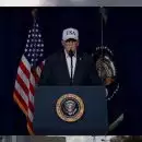 നാവികസേനയേയും മിസൈല്‍ കേന്ദ്രങ്ങളേയും തകര്‍ക്കും, ഇറാന്‍ ഭരണകൂടത്തില്‍ നിന്നുള്ള ഭീഷണി അവസാനിപ്പിക്കാനുള്ള വന്‍ സൈനിക നടപടിയെന്ന് ട്രംപ്; ഇറാനിയന്‍ ജനതയോട് പറയാനുള്ളത് നിങ്ങളുടെ സ്വാതന്ത്ര്യത്തിന്റെ സമയം അടുത്തിരിക്കുന്നു