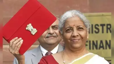 കേരളത്തിന് അതിവേഗ റെയിൽ പാതയില്ല; ഏഴ് അതിവേഗ റെയിൽ ഇടനാഴി പ്രഖ്യാപിച്ച് ധനമന്ത്രി