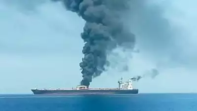 ശ്രീലങ്കന്‍ തീരത്ത് ഇറാന്‍ കപ്പലിന് നേര്‍ക്ക് ആക്രമണം; 101 പേരെ കാണാതായി; 78 പേര്‍ക്ക് പരുക്കേറ്റു; ശ്രീലങ്കന്‍ സൈന്യം രക്ഷാപ്രവര്‍ത്തനം ആരംഭിച്ചു