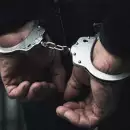 മാർക്ക് വാങ്ങി തരാം എന്ന് വിശ്വസിപ്പിച്ച് മെഡിക്കൽ വിദ്യാർത്ഥിനിയെ പീഡിപ്പിച്ച ഡോക്ടർ അറസ്റ്റിൽ