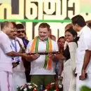 സോണിയ ഗാന്ധിയുടെ അനാരോഗ്യം, രാഹുല്‍ ഗാന്ധിയുടെ കേരള യാത്ര റദ്ദാക്കി; പകരം ഖാര്‍ഗെയെത്തും