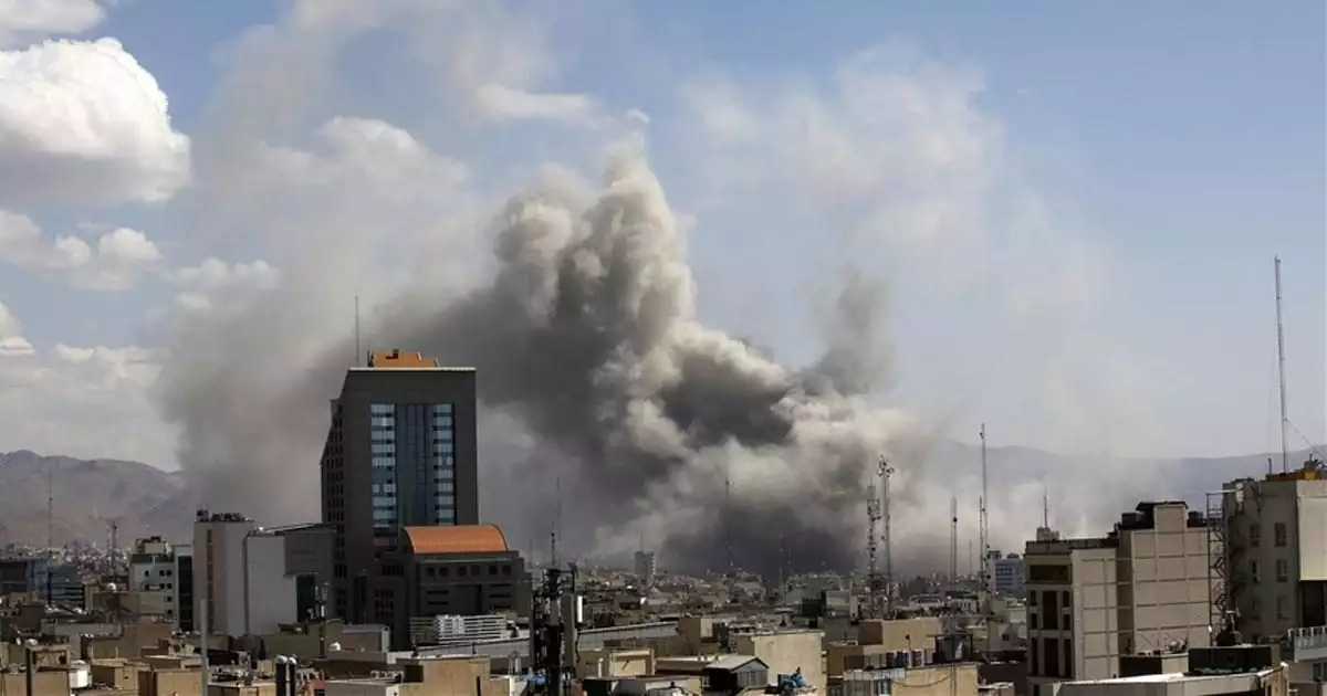 യുഎസ്-ഇസ്രയേൽ ആക്രമണം: ഇറാനിൽ ആകെ മരണസംഖ്യ 555; കണക്ക് പുറത്തുവിട്ട് റെഡ് ക്രസന്റ്