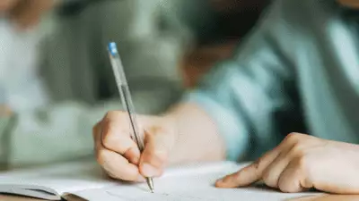 പശ്ചിമേഷ്യൻ സംഘർഷം; സിബിഎസ്ഇ 10, 12 പരീക്ഷകള്‍ മാറ്റി