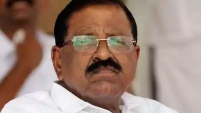 'സൗന്ദര്യവും പാരമ്പര്യവും നോക്കിയല്ല സ്ഥാനാര്‍ത്ഥികളെ നിര്‍ണയിക്കുന്നത്,  ഈട്ടി തടിയായാലും തേക്കായാലും മലവെള്ളപ്പാച്ചിലിൽ ഒലിച്ചുപോകും'; എംപിമാർ മത്സരിക്കേണ്ട : രാജ്‌മോഹൻ ഉണ്ണിത്താന്‍