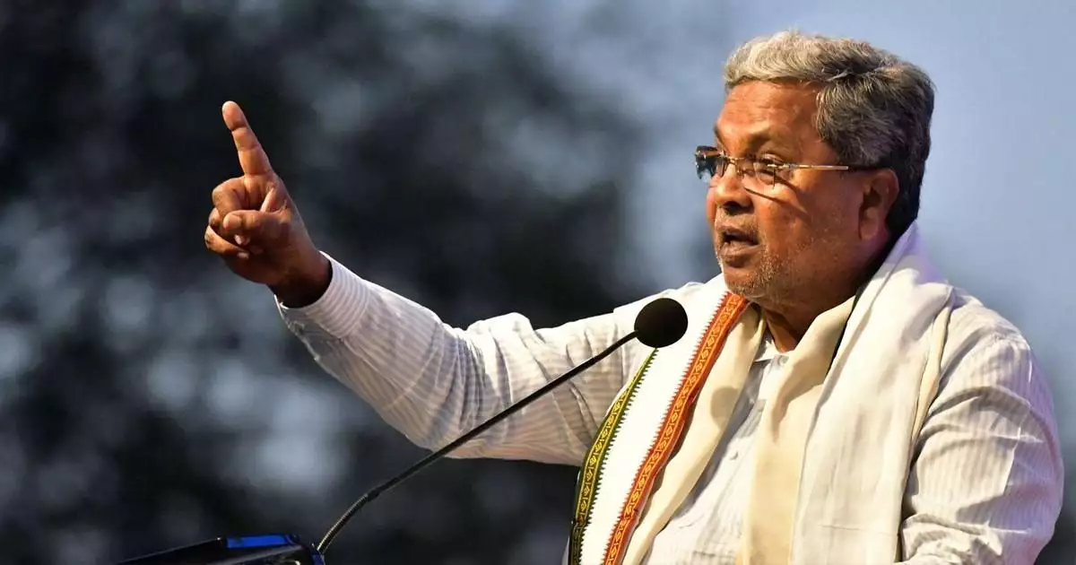 ‘ശിവരാത്രി ദിനത്തിലും മാംസാഹാരം കഴിക്കാറുണ്ട്’ ഭരണപരമായ കാര്യങ്ങളെ നയിക്കേണ്ടത് അന്ധവിശ്വാസങ്ങളാകരുത്; ബജറ്റ് വിവാദത്തിൽ മറുപടിയുമായി സിദ്ധരാമയ്യ