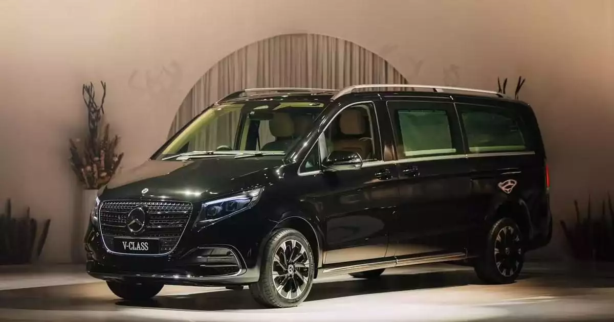 വെൽഫയറിനോട് മുട്ടാൻ പുത്തൻ മെഴ്സിഡസ്-ബെൻസ് വി-ക്ലാസ് !