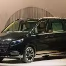 വെൽഫയറിനോട് മുട്ടാൻ പുത്തൻ  മെഴ്‌സിഡസ്-ബെൻസ് വി-ക്ലാസ് !