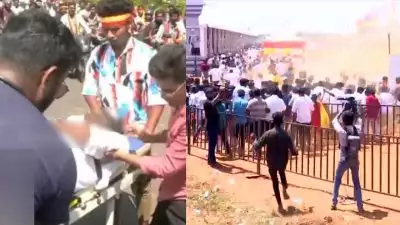 വിജയ്‌യുടെ റാലിയിൽ വീണ്ടും അപകടം, രണ്ട് സ്ത്രീകളടക്കം ആറു പേര്‍ക്ക് പരിക്ക്; ഒരാളുടെ നില ഗുരുതരം