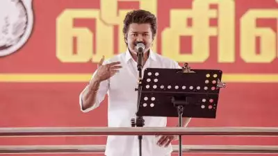 ഗതാഗതം തടസപ്പെടുത്തി, പ്രചാരണത്തിന് കൂടുതല്‍ ലൗഡ് സ്പീക്കറുകള്‍ ഉപയോഗിച്ചു; ടിവികെ നേതാവ് വിജയ്‌ക്കെതിരെ കേസ്‌