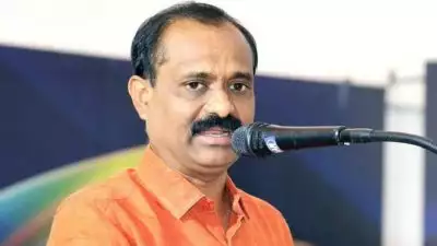 ശിവന്‍കുട്ടി അയ്യപ്പനും കോശിയും കളിക്കുകയാണ്, ഇടതുപക്ഷം കൊണ്ടുവന്ന വികസനം എന്താണെന്ന് നേതാക്കൻമാർ പറയണം; സംവാദത്തിന് ക്ഷണിച്ച് മേയർ വി. വി. രാജേഷ്