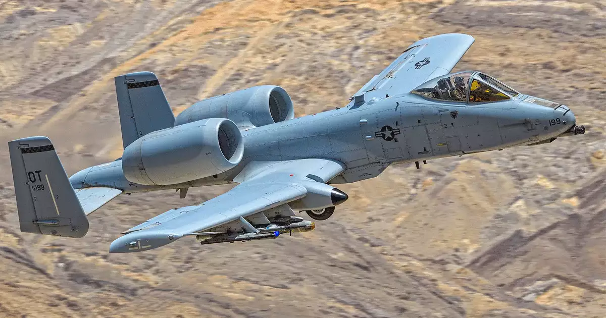 ഒരു അമേരിക്കൻ യുദ്ധ വിമാനം കൂടെ വെടിവെച്ച് വീഴ്ത്തി ഇറാൻ; സംഭവം ഹോർമുസ് കടലിടുക്കിൽ