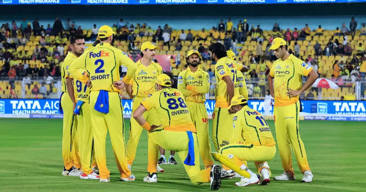 എന്തൊരു മണ്ടത്തരമാണ്, പ്രശാന്ത് വീറിനെയും കാർത്തിക് ശർമ്മയേയും ഇത്രയും കോടിക്ക് വാങ്ങാൻ ഉപദേശിച്ചത് ആരാണ്: തുറന്നടിച്ച് എസ് ബദ്രിനാഥ്