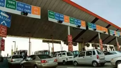 ടോൾ ബൂത്തിൽ ഫാസ്റ്റാഗ് ഇല്ലെങ്കിൽ ഇരട്ടിപ്പണം വേണ്ട; സുപ്രധാന നടപടിയുമായി ഗതാഗത മന്ത്രാലയം