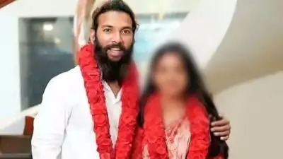 കുംഭമേള വൈറൽ താരത്തിൻ്റെ വിവാഹം; മധ്യപ്രദേശ് പൊലീസ് കൊച്ചിയിൽ; ഇരുവരുടെയും മൊഴി രേഖപ്പെടുത്തും