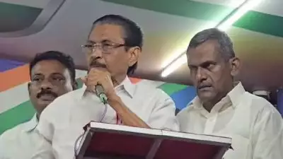 'അടുത്ത് വന്നാൽ അപ്പോൾ‌ ബ്ലൗസ് വലിച്ചുകീറണം,വകുപ്പ് ഏതാന്ന് നമുക്കറിയാം'; സ്ത്രീവിരുദ്ധ പരാമർശവുമായി ഇടുക്കി ഡിസിസി പ്രസിഡന്റ്