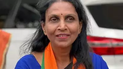 'പോടാ പുല്ലേ പൊലീസേ' മുദ്രാവാക്യം; മുൻ ഡിജിപി ആർ ശ്രീലേഖയെ പ്രതി ചേർത്തു