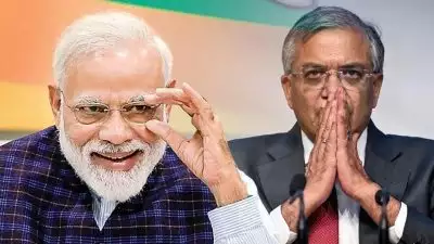 മോദിയുടെ ചട്ടലംഘനത്തില്‍ മിണ്ടാതെ തിരഞ്ഞെടുപ്പ് കമ്മീഷന്‍; പരാതിയില്‍ മൗനം പാലിച്ച് ഗ്യാനേഷ് കുമാറും കൂട്ടരും; കോടതിയെ സമീപിക്കാന്‍ കോണ്‍ഗ്രസും സിപിഐയും