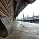 കെഎസ്ആര്‍ടിസി ബസ് തടഞ്ഞു, തമ്പാനൂരില്‍ പ്രതിഷേധക്കാരും ബസിലെ യാത്രക്കാരും തമ്മില്‍ വാക്കേറ്റം; ഹര്‍ത്താല്‍ അനുകൂലികളെ പൊലീസ് അറസ്റ്റ് ചെയ്ത് നീക്കി; ഹര്‍ത്താല്‍ പൊളിക്കാന്‍ സര്‍ക്കാര്‍ ശ്രമിക്കുന്നെന്ന് സമരാനുകൂലികള്‍