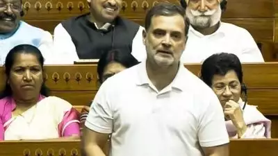 ഭരണഘടനയ്ക്കു മേല്‍ മനുസ്മൃതി കൊണ്ടുവരാനാണ് മോദി സര്‍ക്കാരിന്റെ ശ്രമമെന്ന് രാഹുല്‍ ഗാന്ധി; ഇന്ത്യയുടെ രാഷ്ട്രീയ ഭൂപടം മാറ്റാനുള്ള ശ്രമമാണ്; ന്യൂനപക്ഷ വിഭാഗങ്ങളുടെ പ്രാതിനിധ്യം ഇല്ലാതാക്കാനാണ് ഈ ഭേദഗതി