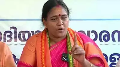 പണം വിതരണം ചെയ്തുവെന്ന വാർത്തകൾ തീർത്തും അടിസ്ഥാനരഹിതം; തിരക്കഥ തയ്യാറാക്കി തന്നെ വേട്ടയാടുന്നു: ശോഭ സുരേന്ദ്രൻ