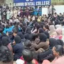 നിതിന്‍ രാജിന്റെ മരണം: ഡോ. റാമിനെ പുറത്താക്കണമെന്ന് ആവശ്യപ്പെട്ട് കുത്തിയിരിപ്പ് സമരം നടത്തി അഞ്ചരക്കണ്ടി സ്വകാര്യ ഡെന്റല്‍ കോളജ് വിദ്യാര്‍ഥികള്‍