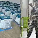 'സ്ട്രോങ് റൂമിന്റെ താക്കോൽ പൂട്ടിനൊപ്പം സീൽ ചെയ്യണം' ; എതിർത്ത ഉദ്യോഗസ്ഥർക്കുനേരെ തോക്കുചൂണ്ടി സൈനികർ; അട്ടിമറി ശ്രമമെന്ന് കോൺഗ്രസ്