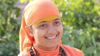 ഹിന്ദുക്കളാരും ചായ കുടിക്കരുത്; ചായ കുടിക്കുന്നവർ പശുവിനെ കൊല്ലുന്നവർ: സാധ്വി ശ്രദ്ധ ഗോപാൽ