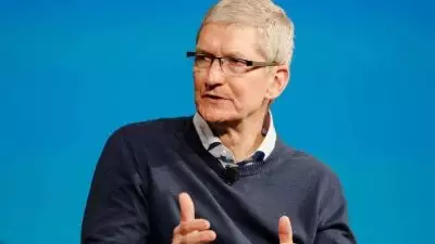 15 വർഷത്തെ സേവനം; ആപ്പിൾ സിഇഒ സ്ഥാനത്ത് നിന്ന് പടിയിറങ്ങി ടിം കുക്ക്; അടുത്ത സിഇഒയായി ജോൺ ടെർനസ്  ചുമതലയേൽക്കും