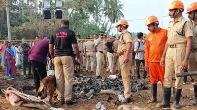 DNA സംഘം തൃശൂരില്‍, ലഭിച്ചത് 7 പൂര്‍ണ മൃതദേഹങ്ങളെന്ന് കളക്ടര്‍; ശരീര അവശിഷ്ടങ്ങള്‍ കണ്ടെത്താന്‍ കെഡാവര്‍ നായകള്‍ പരിശോധന തുടരുന്നു