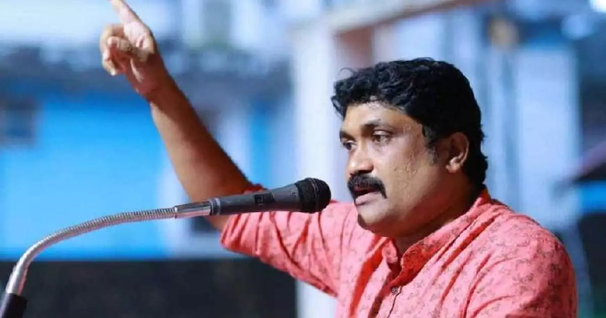 'തൊഴിലാളിയുടെ ഉപജീവനമാർഗം ആക്രമിക്കപ്പെട്ടു എന്നതിൽ ഖേദമുണ്ട്, കാറിന്റെ ഉടമയ്ക്ക് നഷ്ട പരിഹാരം നൽകുന്നതിൽ പാർട്ടിക്ക് ധാർമികതയുണ്ട്'; എഎ റഹീം