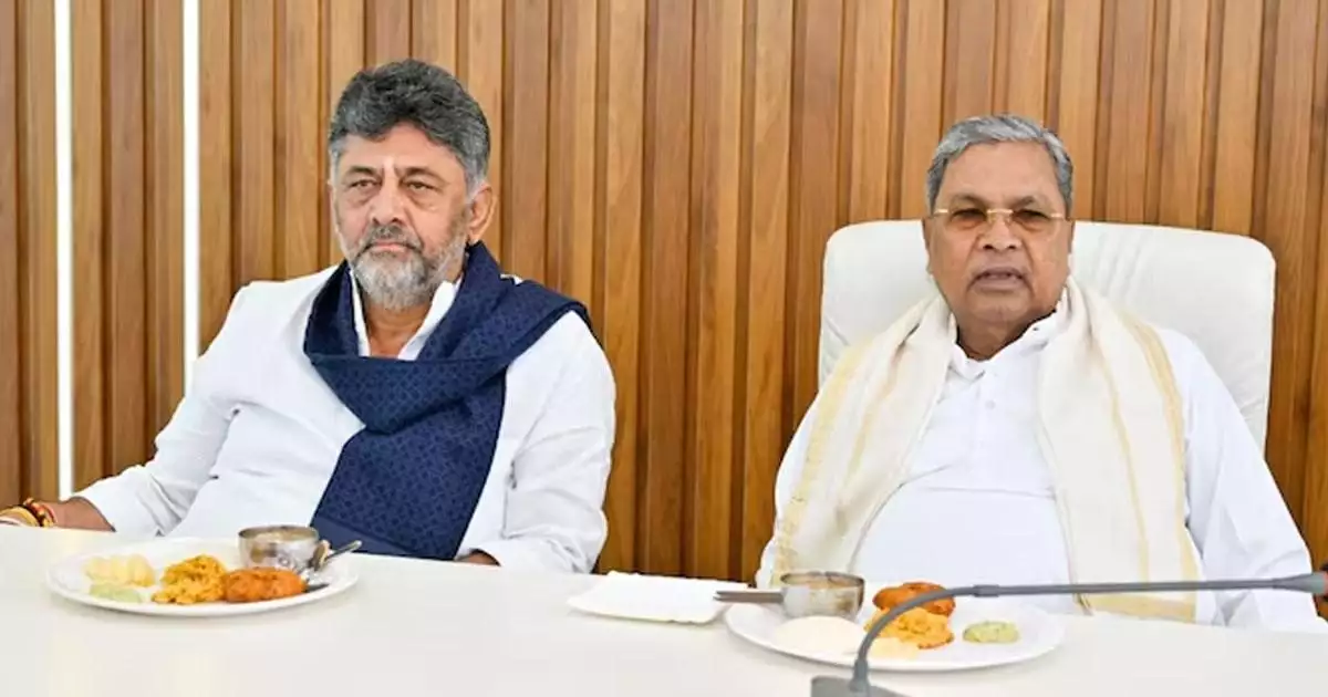 ഡി കെ ശിവകുമാറിന്റെ സത്യപ്രതിജ്ഞ ഉടൻ; സിദ്ധരാമയ്യയുടെ രാജി ഗവര്ണര് അംഗീകരിച്ചു