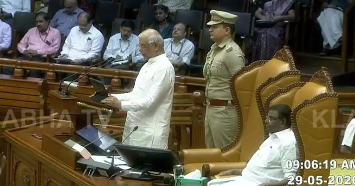 'അഴിമതി രഹിത ഭരണം കാഴ്ചവെക്കും, കേന്ദ്രസർക്കാരുമായി പരമാവധി സഹകരിക്കും, പ്ലസ്വൺ സീറ്റ് വർധിപ്പിക്കും'; നയപ്രഖ്യാപന പ്രസംഗത്തിൽ വമ്പൻ പ്രഖ്യാപനങ്ങൾ