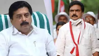 'രണ്ടില വാടി കൊഴിഞ്ഞു'; മത്സരിച്ച 12 ഇടങ്ങളിലും പിന്നിൽ
