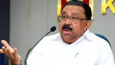 'കേരളത്തിൽ മുഖ്യമന്ത്രി പ്രഖ്യാപനം വൈകിട്ടില്ല, ഇനി വൈകാനും പാടില്ല'; എംഎൽഎമാർക്ക് പുറത്തിറങ്ങാൻ പറ്റാത്ത സാഹചര്യം നിലവിലില്ലെന്ന് എം എം ഹസൻ