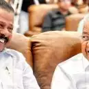 'പിണറായി വിജയന്‍ പ്രതിപക്ഷ നേതാവ് സ്ഥാനം ഒഴിയില്ല, ഇനി പുനപരിശോധന ഇല്ല'; ഏകകണ്ഠമായ തീരുമാനമാണെന്ന് എം വി ഗോവിന്ദൻ