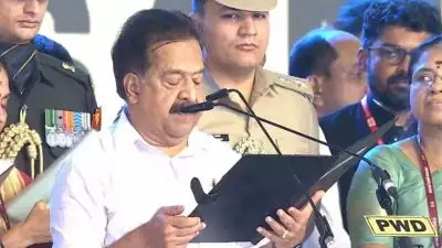 മന്ത്രിപദവിയിലെ മൂന്നാമൂഴം, ഉമ്മൻ ചാണ്ടി സർക്കാരിൽ അവസാന ഒരു വർഷം ആഭ്യന്തര മന്ത്രി; രമേശ് ചെന്നിത്തല വീണ്ടും മന്ത്രിയാകുമ്പോൾ