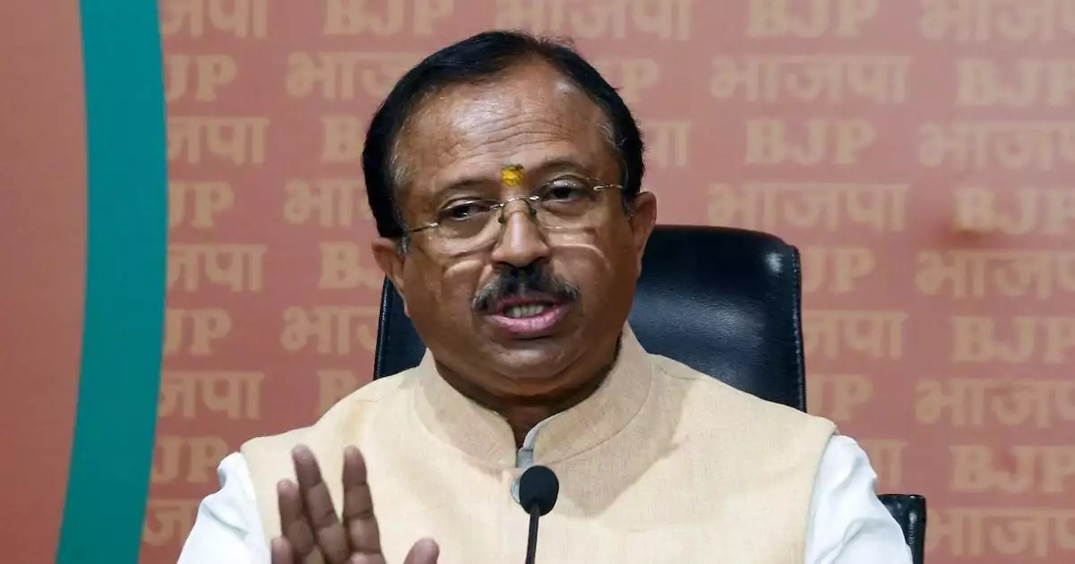 'വികസന വിഷയങ്ങളിൽ ഭരണപക്ഷവും പ്രതിപക്ഷവുമായി യോജിച്ച് പ്രവർത്തിക്കും, പുതിയ സർക്കാർ ജനക്ഷേമ പദ്ധതികൾ നടപ്പാക്കുമെന്ന് പ്രതീക്ഷിക്കുന്നു'; വി മുരളീധരൻ